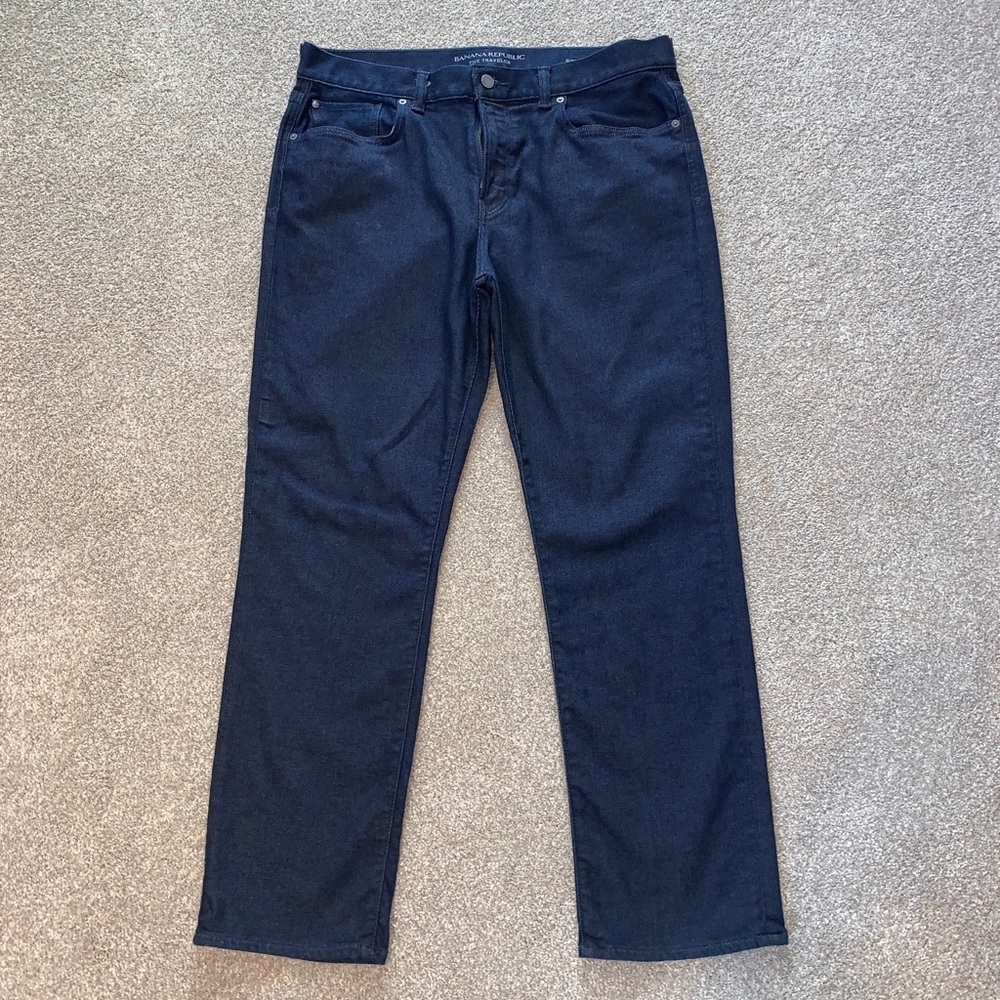 Banana Republic Men’s The Traveler Slim Jeans